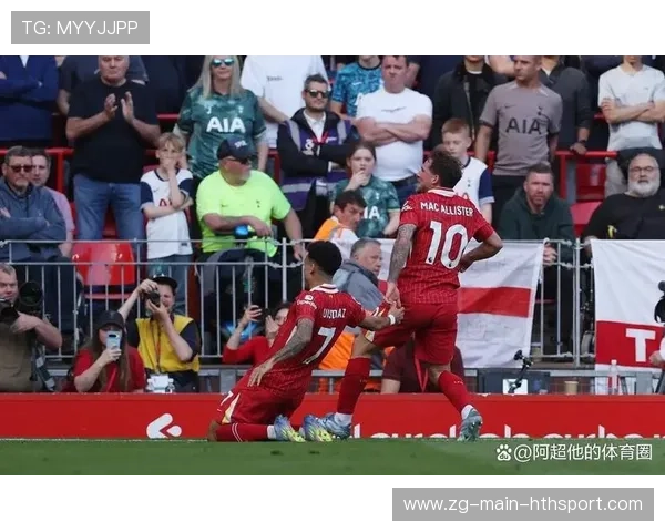 利物浦埃利奥特禁区外世界波直挂死角惊艳全场 利物浦埃利奥特禁区外世界波直挂死角惊艳全场