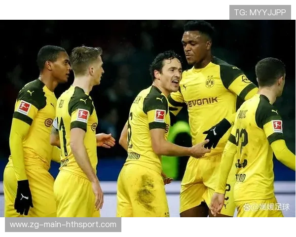多特蒙德连续强攻形成压制画面